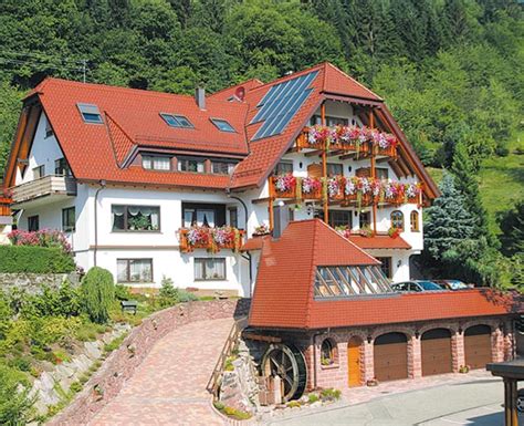 Pensionen im Schwarzwald mit Frühstück